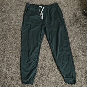 Vuori Joggers